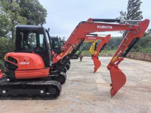 รถขุดขนาดเล็ก Kubota U55-4 มือสองสภาพดี พร้อมหัวหนีบ 5 ตัน กำลังลดราคา - Product Image 3