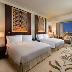 Juegos de dormitorio de muebles de hotel de 5 estrellas de gama alta de lujo Material de madera para aplicaciones de villas y apartamentos - Product Image 1