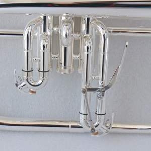 Flugelhorn Bb de haute qualité et bon marché à 3 pistons, plaqué argent, <span class=keywords><strong>instrument</strong></span> de musique - Product Image 2
