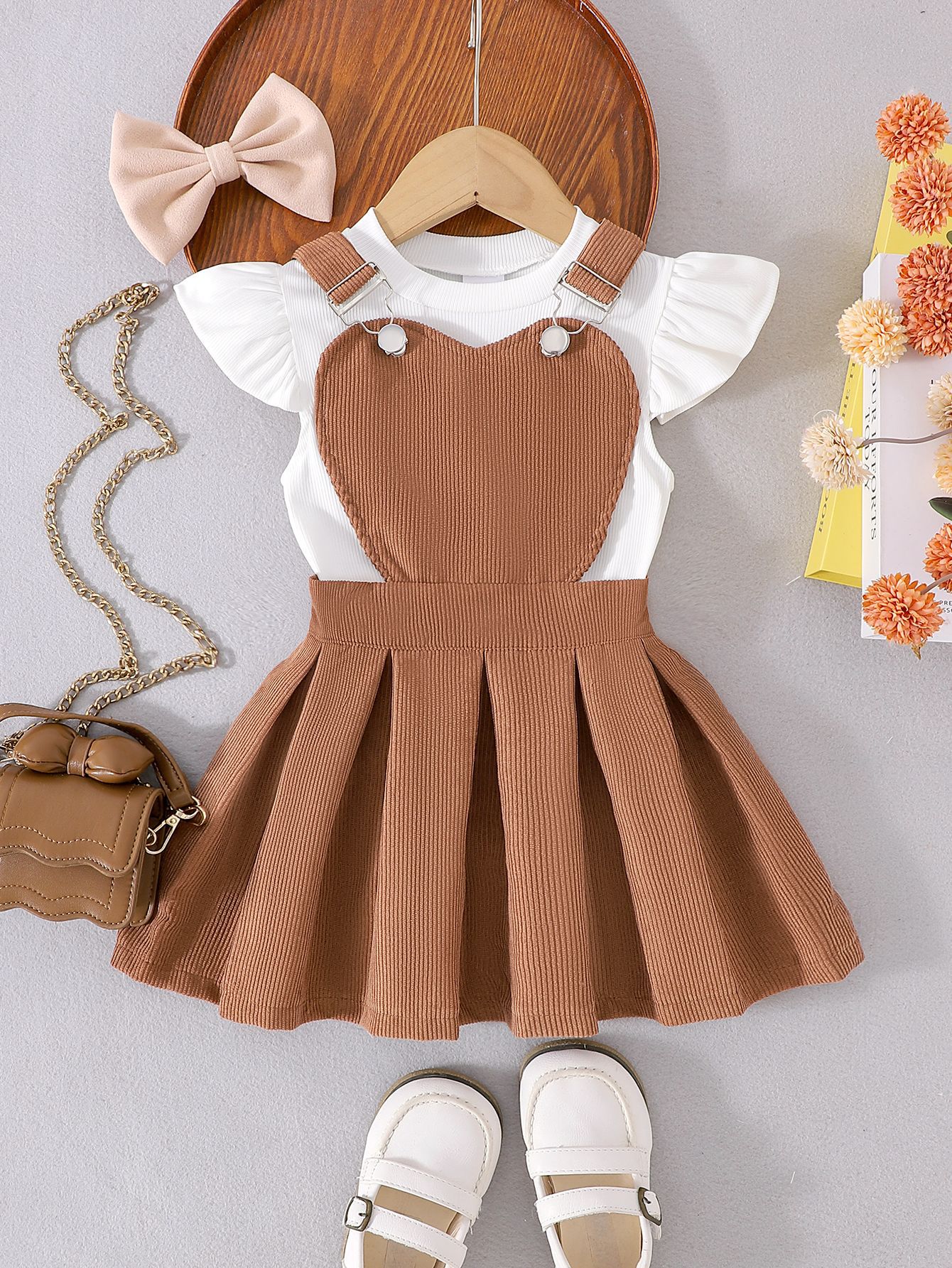 สีน้ำตาล