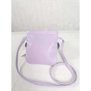 Bolso Bandolera Unisex Ecológico con Diseño de Panda, Bolso de Mensajero con Cremallera, Correa de Hombro Impermeable, Duradero y Portátil - Product Image 4