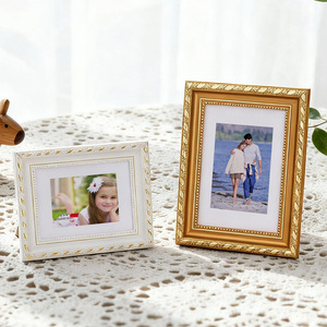 Cadre <span class=keywords><strong>photo</strong></span> vide en mousse PS fait à la main de style européen vintage couleur or 6/7/8/10 pouces Tailles A4 Décoration murale de table - Product Image 3