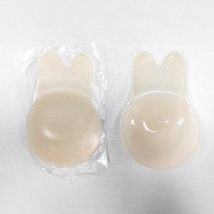 <span class=keywords><strong>Sujetador</strong></span> de conejo de silicona elevador con adhesivo acolchado sin costuras para mujer - Product Image 5