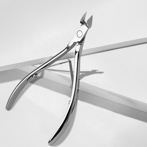 Tronchesino per Unghie in Acciaio Inossidabile con Bordo Affilato per Manicure di Mani e Piedi - Strumento Professionale Portatile e Durevole per la Cura delle Cuticole - Product Image 4