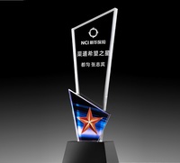Honneur de cristal personnalisé cadeau d'affaires de haute qualité cristal clair trophée Plaque boucliers et trophée