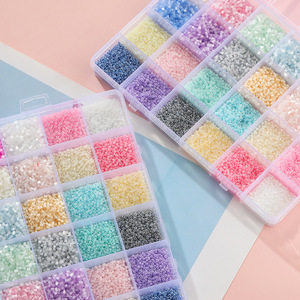 ลูกปัดแก้วเม็ดเล็ก 2 มม. ชุด 24 ช่อง สำหรับทำเครื่องประดับ DIY สร้อยคอ สร้อยข้อมือ จี้ และอุปกรณ์เสริม - Product Image 3