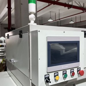 Machine de découpe et d'alimentation entièrement automatique CNC, tour à bois de haute précision pour la découpe des coins des cadres photo - Product Image 4