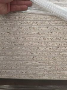Tableros de Fibras Orientadas (<span class=keywords><strong>OSB</strong></span>) de 18 mm, Superficie Acabada de Primera Calidad, Marca de Primera Clase, Uso en Interiores para Muebles y Techos - Product Image 3
