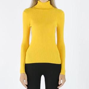 <span class=keywords><strong>Pull</strong></span> col roulé en maille côtelée fine à manches longues pour <span class=keywords><strong>femme</strong></span>, haut de gamme, collection automne-hiver, vente en gros - Product Image 2
