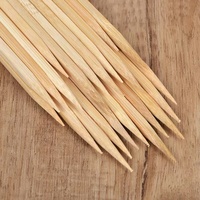 Bâtonnets de chien de maïs en bambou en bois jetables naturels pour caramel, barbecue, sucette, épi de maïs