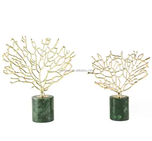 Adorno Creativo y Moderno para Decoración de Sala de Estar, Artesanía Artificial de Metal Hecho a Mano, Estatuas Pequeñas de Árbol de Oro