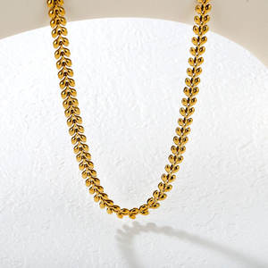 Delicado Collar de Mujer en Acero Inoxidable 316L con Baño de Oro PVD de 14k/18k, Cadena Tipo Espiga, Joyería Fina - Product Image 1