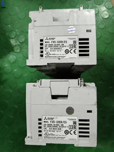 Controlador Lógico Programable PLC FX5-32ER/ES, Módulo de Control de Automatización Industrial, Módulo de E/S Digital, Sistema de Control Industrial - Product Image 1