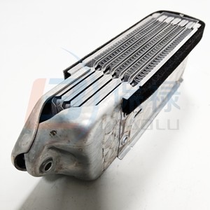 อินเตอร์คูลเลอร์ Volkswagen 113117021 สำหรับอะไหล่เปลี่ยนทดแทนระบบระบายความร้อนเครื่องยนต์ - Product Image 4