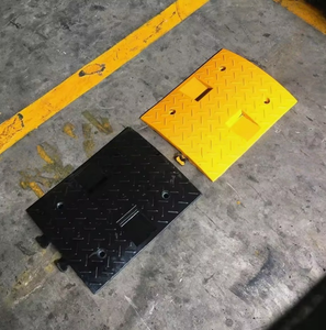 Dissuasori di Velocità Industriali per Esterni, Zone di Decelerazione, Riduzione Incidenti, Sicurezza <span class=keywords><strong>Stradale</strong></span>, Dissuasori in Gomma Resistenti - Product Image 3