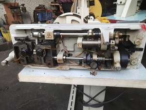 Machines à coudre industrielles LU2-4420 pour le cuir - Product Image 2