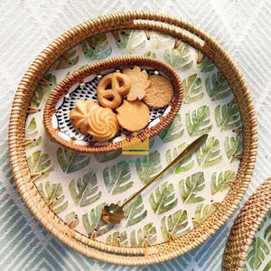 Vente flash - Plateau de service alimentaire portable en rotin naturel écologique, décoratif, fait à la main avec des coquillages, en provenance du Vietnam - Product Image 5