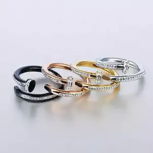 Anéis de dedo para casal, anéis de luxo da moda, 18k, banhado a ouro, joias para homens e mulheres, designer de unhas, aço inoxidável, yiwu nice