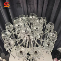 Candélabre de luxe lisse à 18 bras en cristal transparent, centre de table de mariage, prismes suspendus, porte-bougie pour décoration d'événements et de fêtes