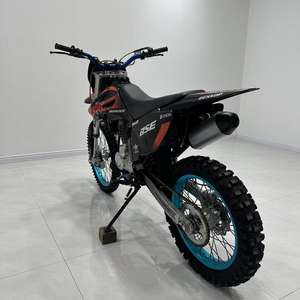 Moto tout-terrain d'<span class=keywords><strong>occasion</strong></span> 250cc, construction robuste, maniabilité fluide, prix abordable - Product Image 3
