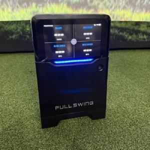 เครื่องวิเคราะห์การตีกอล์ฟแบบ Full Swing Golf Monitor G6746464 มือสอง พร้อมหน้าจอแสดงผล ระบบวิเคราะห์อิเล็กทรอนิกส์ รับประกัน 3 ปี สำหรับการฝึกซ้อม - Product Image 2