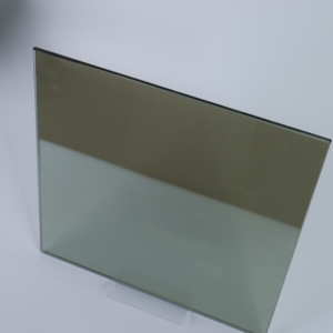 Verre revêtu de 6 mm, technologie de revêtement métallique avancée pour les bâtiments écologiques et les façades de gratte-ciel commerciaux - Product Image 3