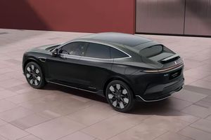 Avita 11 AWD Ultra de Segunda Mano, SUV Totalmente Eléctrico de 5 Puertas y 5 Plazas, Autonomía Ultra Larga de 760 Kilómetros, Batería de 110 kWh - Product Image 3