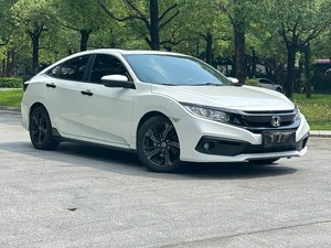 <span class=keywords><strong>Honda</strong></span> <span class=keywords><strong>Civic</strong></span> 1.5T CVT Sport Edition <span class=keywords><strong>2019</strong></span> Usata, Guida a Sinistra, Fari LED per l'Africa con Rapporto di Ispezione - Product Image 4