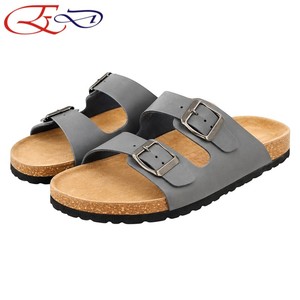 Sandales plates rétro en cuir de vachette pour hommes, idéales pour le shopping urbain, pantoufles à bout ouvert avec semelle EVA, vente en gros OEM pour les promenades en ville et en extérieur - Product Image 1