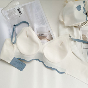 Nhà Máy Trực Tiếp <span class=keywords><strong>Spell</strong></span> Màu Không Có Dấu Vết Đồ Lót Thoải Mái Push-up Mà Không Có Vòng Thép Phần Mỏng Vẻ Đẹp Trở Lại Của Phụ Nữ Áo Ngực Bộ - Product Image 4