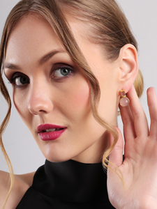 Boucles d'oreilles géométriques rectangulaires et rondes à facettes, couleur rose, design moderne minimaliste, élégantes, bijoux de mode, cadeau pour femmes - Product Image 4