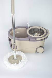 Set Secchio e Mop Piatto Girevole a 360° per Pulizia Senza Mani con Separazione Acqua Sporca - Product Image 4