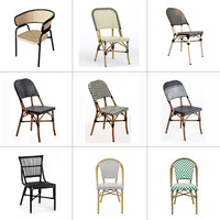 Ensemble table et chaises d'extérieur en rotin PE tressé, style vintage français, résistant à l'eau et aux UV, idéal pour jardin et hôtel de charme