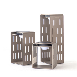 Luz Nocturna y Ambiental Recargable Solar/USB con Clasificación IP67 para Uso en Hoteles y Jardines, Diseño Cuadrado - Product Image 2