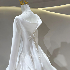 Robes de mariée JFH120 modernes, style chapelle, en dentelle et cristal, modestes, en satin, à manches longues, coupe trapèze, couleur ivoire - Product Image 4