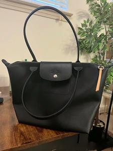 <span class=keywords><strong>Sac</strong></span> à main décontracté pour femme en similicuir de grande capacité Nouveau <span class=keywords><strong>sac</strong></span> fourre-tout à bandoulière tendance imperméable avec fermeture éclair - Product Image 3