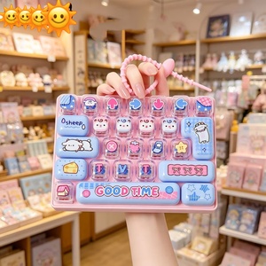 <b>Mechanical</b> <b>Keyboard</b> Shaped Keychain Pendant Couple Bag Charm Unisex Toy for Stress Relief and Venting Ages 15+ - Product Image 3