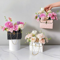 Vente chaude Saint Valentin Nouvelle fleur sac à main marque à la mode petit sac rose décoratif floral cadeau sac bouquet sac