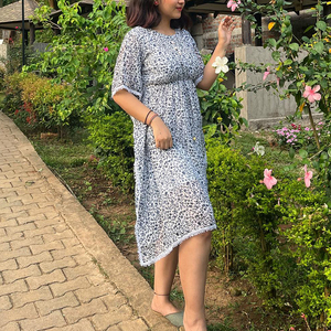 Custom logo High Quality Screen Print Oversized Loose Dress Outdoor Beach <strong>Women</strong> Short Sleeve Lace Casual Dress - Product Image 4