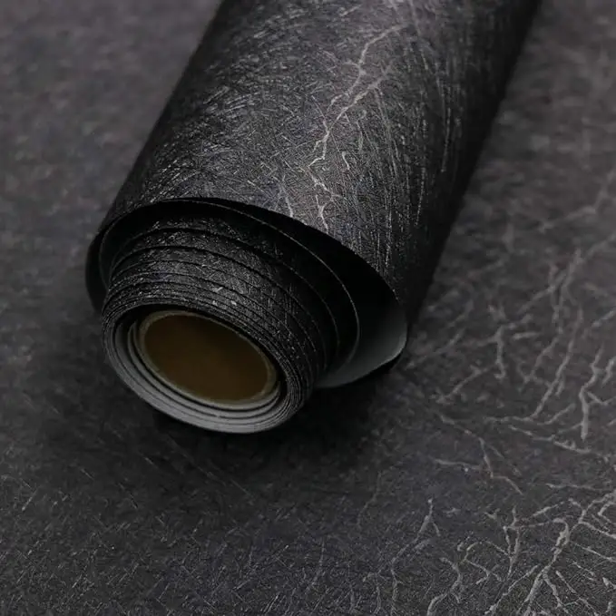 Papier peint gaufré en soie noire 3D auto-adhésif à peler et coller Papier peint texturé en vinyle PVC amovible pour la décoration intérieure