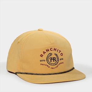 Casquette Snapback en Nylon Brodé à 5 Panneaux, Logo Personnalisé OEM, Couleur Fraîche et Tendance, Visière Plate avec Cordon - Product Image 5