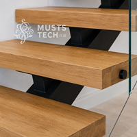Moderne Innendesigner-Luxustreppe Direkt vom Hersteller Designer-Kollaboration Mono-Stringer-Treppe