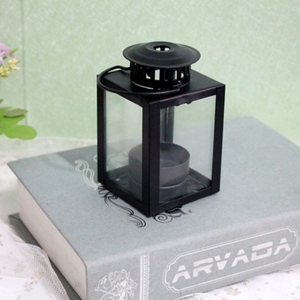 Lanterne à vent portative de Noël Halloween de table d'artisanat de fer rétro européen pour l'éclairage photographique en métal de décoration intérieure - Product Image 5