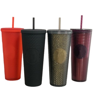Tumbler 2025 con borchie nere opache e borchie in stile con una nuova caratteristica regalo a forma di diamante da 24 once - Product Image 1