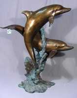 Sculpture de dauphin sautant en Bronze statue de dauphin unique en laiton antique à vendre