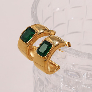 Cuff Earrings Geometric Green Zircon Inlaid 18K Gold Plated <b>Titanium</b> Steel <b>Studs</b> For Commuting Fashion Jewelry - Product Image 3