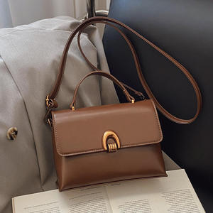Sac à main carré à bandoulière unique pour femme en PU tendance rétro - Product Image 1
