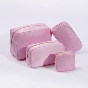 Envío Gratuito a EE. UU., Bolsa <span class=keywords><strong>de</strong></span> Viaje <span class=keywords><strong>de</strong></span> Nailon <span class=keywords><strong>de</strong></span> 4 Tamaños y 21 Colores, Bolsa <span class=keywords><strong>de</strong></span> Cosméticos Impermeable, Bolsa <span class=keywords><strong>de</strong></span> Maquillaje Rosa para <span class=keywords><strong>Mujer</strong></span> - Product Image 1