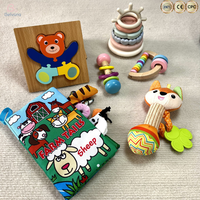 Ensemble de jouets sensoriels Montessori 6 en 1, hochet en bois écologique et livre en tissu avec animaux, jouet en silicone à empiler, puzzle 3D, coffret cadeau pour tout-petits