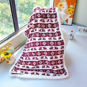 Couverture d'hiver en peluche <span class=keywords><strong>pour</strong></span> cerf Petite couette Double couverture épaissie Couverture de Noël <span class=keywords><strong>pour</strong></span> chat et <span class=keywords><strong>chien</strong></span> - Product Image 4